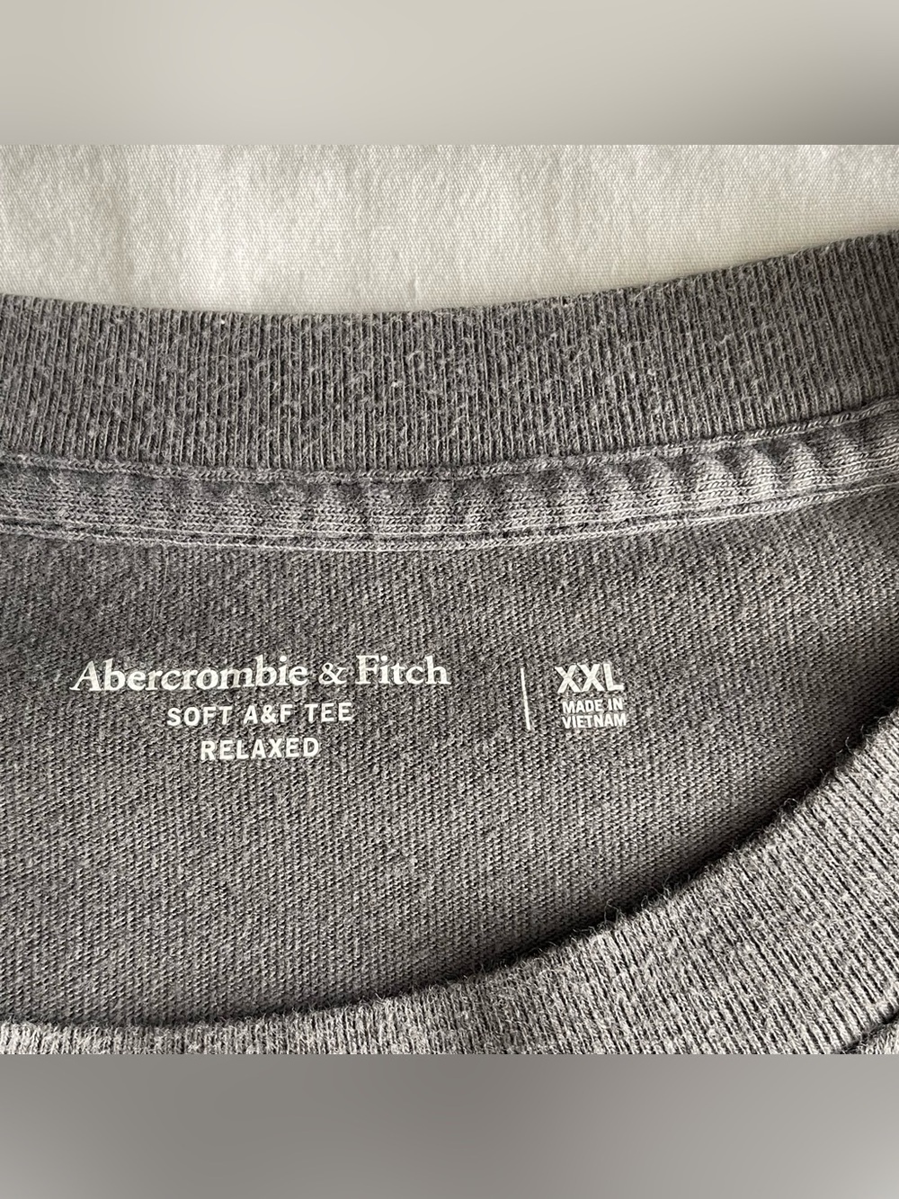 (2) Abercrombie Fitch Men’s South Beach Florida Logo Shirts XXL Charcoal Gray - Picture 11 of 12